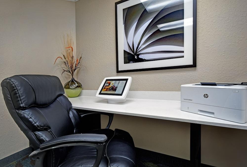 Candlewood Suites Columbia-Fort Jackson By Ihg Buitenkant foto